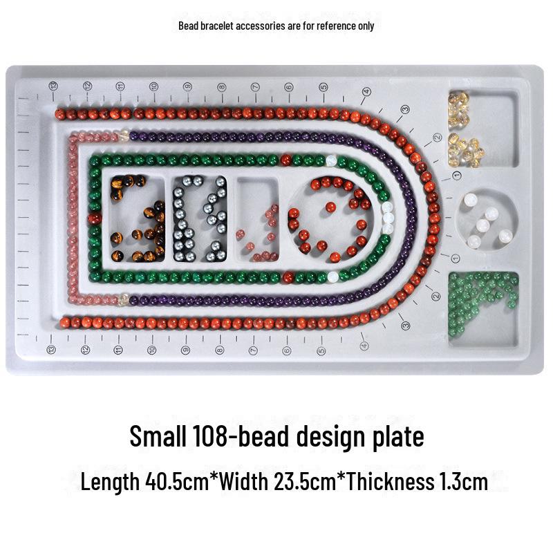 Ассортимент флокированных ювелирных изделий, витрин и дизайнерских лотков для браслетов и ожерелий своими руками