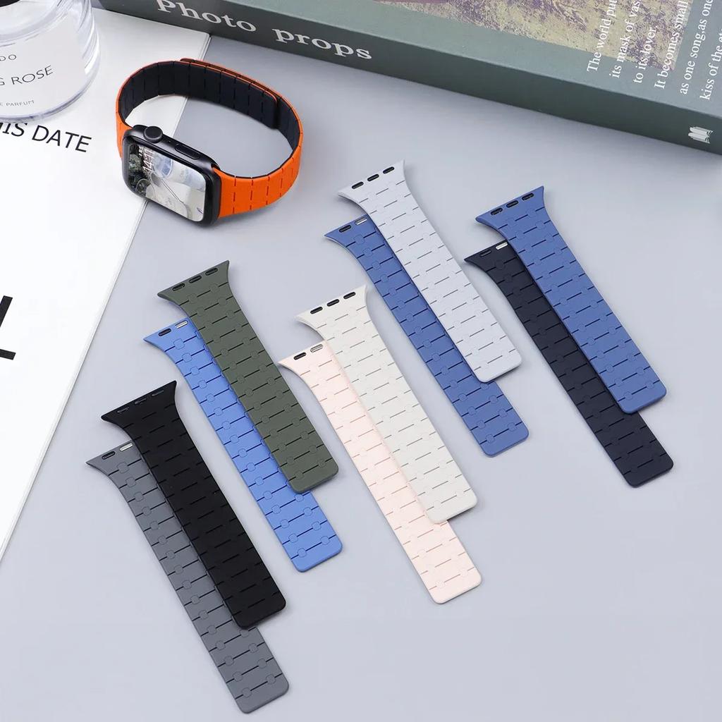 Silicone Magnetic Strap for Apple Watch Band Ultra 2 49mm 44mm 40mm Series 10 46mm 42mm 41mm 45mm Bracelet IWatch 9 8 7 6 SE 5