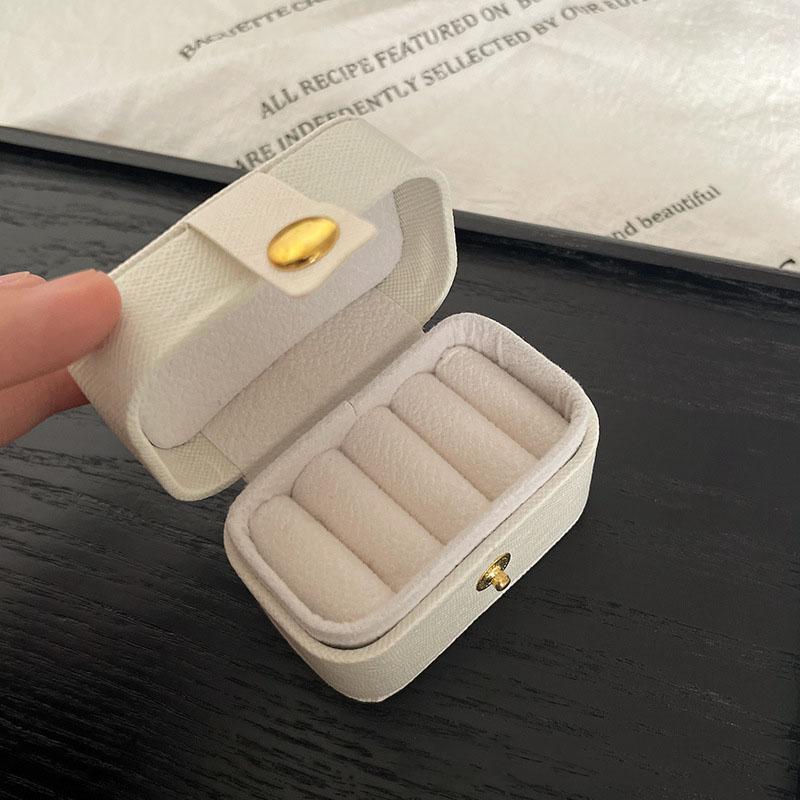 Mini Travel Ring Jewelry Box Portable PU Leather Organizer with Golden Clasp for Earrings Rings Small Accessories Storage Case
