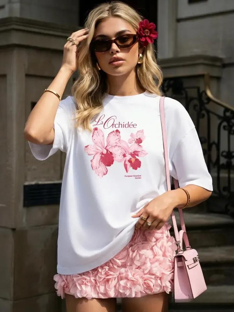 American Versatile Tshirt Comfortable Sweet Flower Girl Printed 100 Cotton Short Sleeve Oversized Minimally Personalized Top