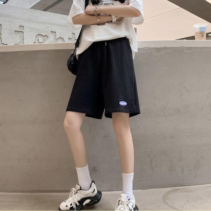 Женские спортивные шорты, летние черные свободные прямые повседневные брюки в корейском стиле с пятью точками