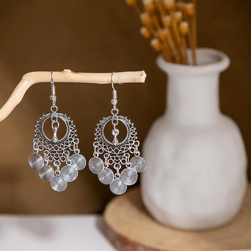 BLINGBAY Women's Earrings, Ethnic Style Drop-shaped Long Metal Tassel Earrings, Simple And High-end Accessories, Retro Colorful Feather Jewelry