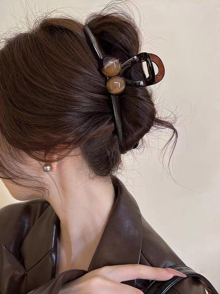 Шоколадно-коричневый высококлассный зажим-краб для волос, зажим-акула для женщин - новый аксессуар для волос 2025