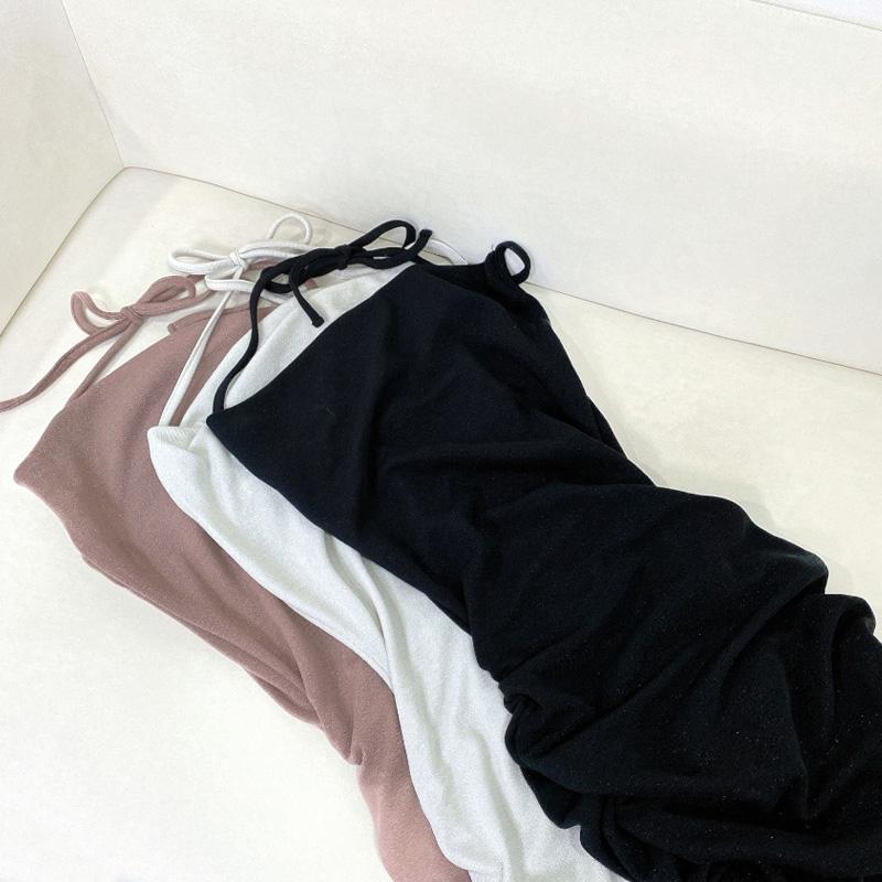 Сплошное цветное плиссированное платье на бедрах для женщин, тонкое, простое, шикарное, короткое стильное платье с внутренней одеждой