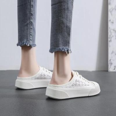 Женские тапочки и сандалии. Нескользящие шлепанцы. Уличная обувь. Оптовая продажа. Оптом. Но дёшево. Удобные. Элегантные. Стильные.