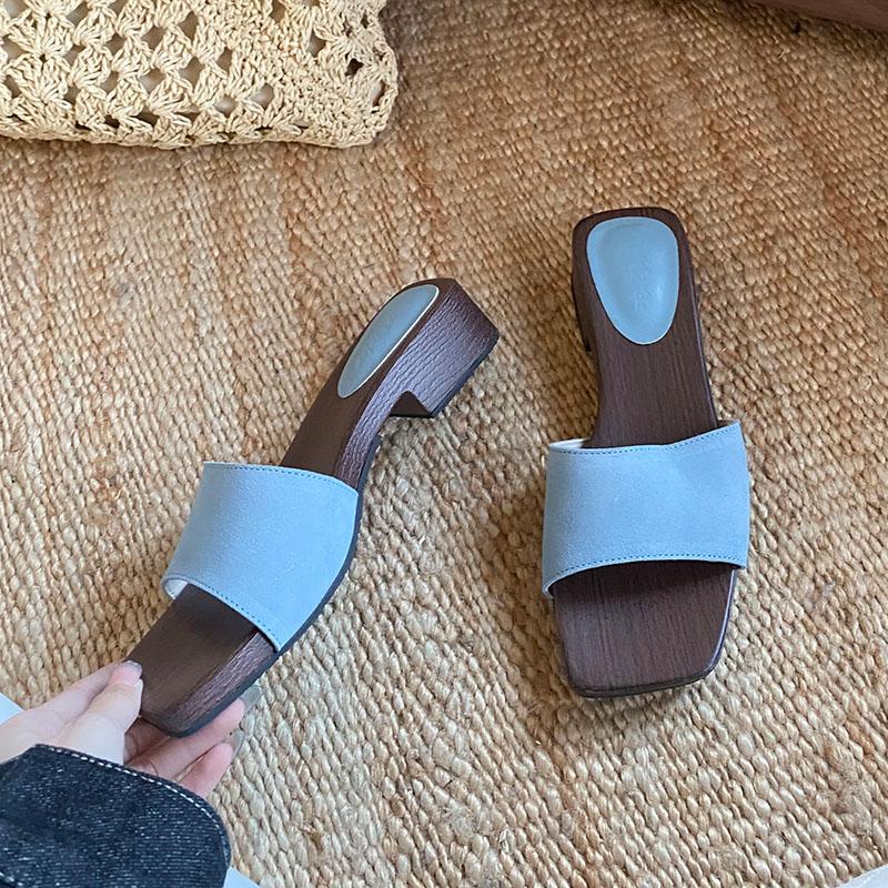 Модные Роскошные Женские Шлепанцы на Низком Каблуке Обувь Новинка Лето Пляж Женские Слайды Сандалии Модные С Квадратным Носком Женские Шлепанцы на Каблуке Обувь