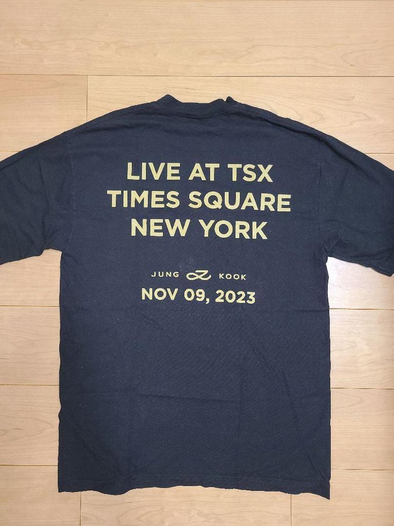 [Б/У] Футболка Jungkook Golden TSX Times Square JUNGKOOK