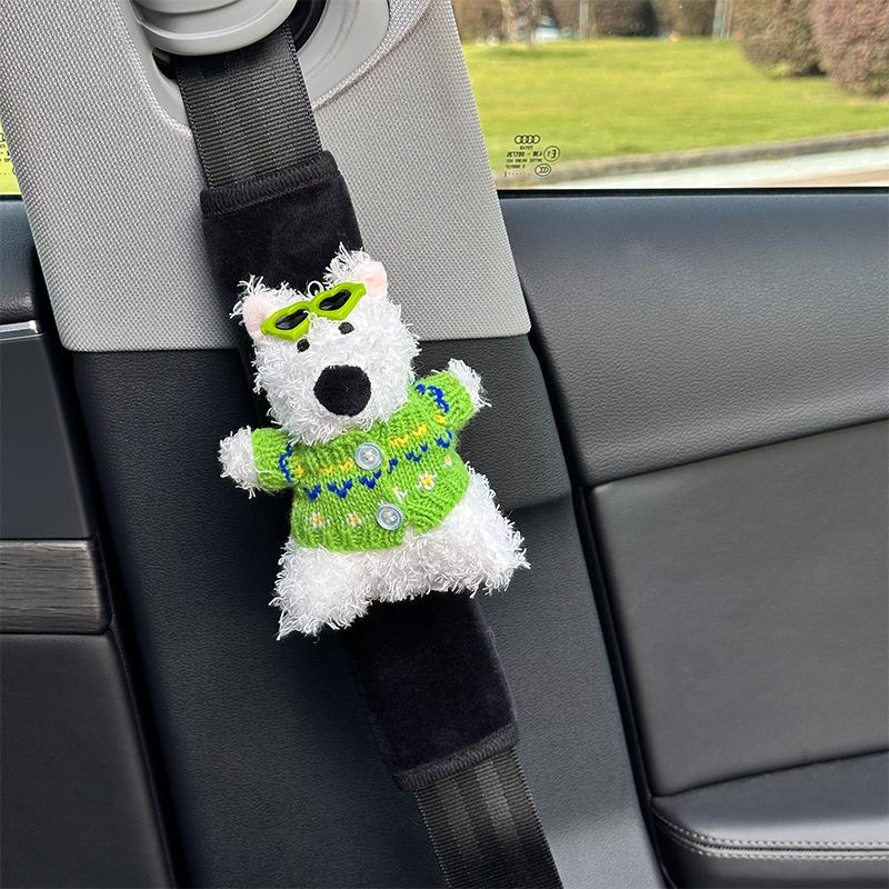 Car seat belt shoulder pads cute cartoon car neck shoulder pads Internet celebrity decoration car supplies