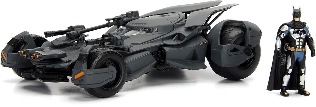 JADA TOYS 2017 JUSTICE LEAGUE BATMOBILE Batmobile JADA Mini Car Batman 124 W/BATMAN [Предмет]