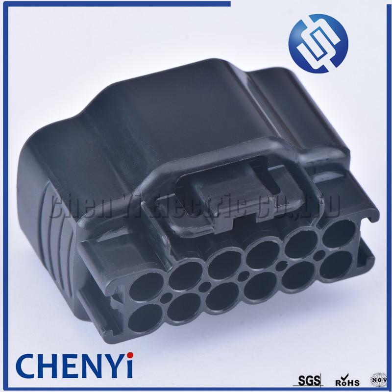 12 Pin 90980-11151 90980-11664 1JZ 2JZ-GTE connector Front differential motor actuator plug For Toyota Hilux Landcruiser Prado