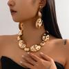 Stylish Irregular Metallic Necklace Set: European & American Shiny Pleated Design