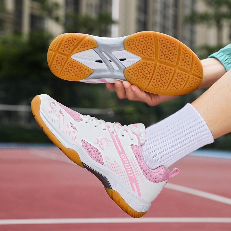 Export-grade badminton shoes Real carbon board Wide last Hard surface Wear-resistant cushioning Competition training badminton shoes