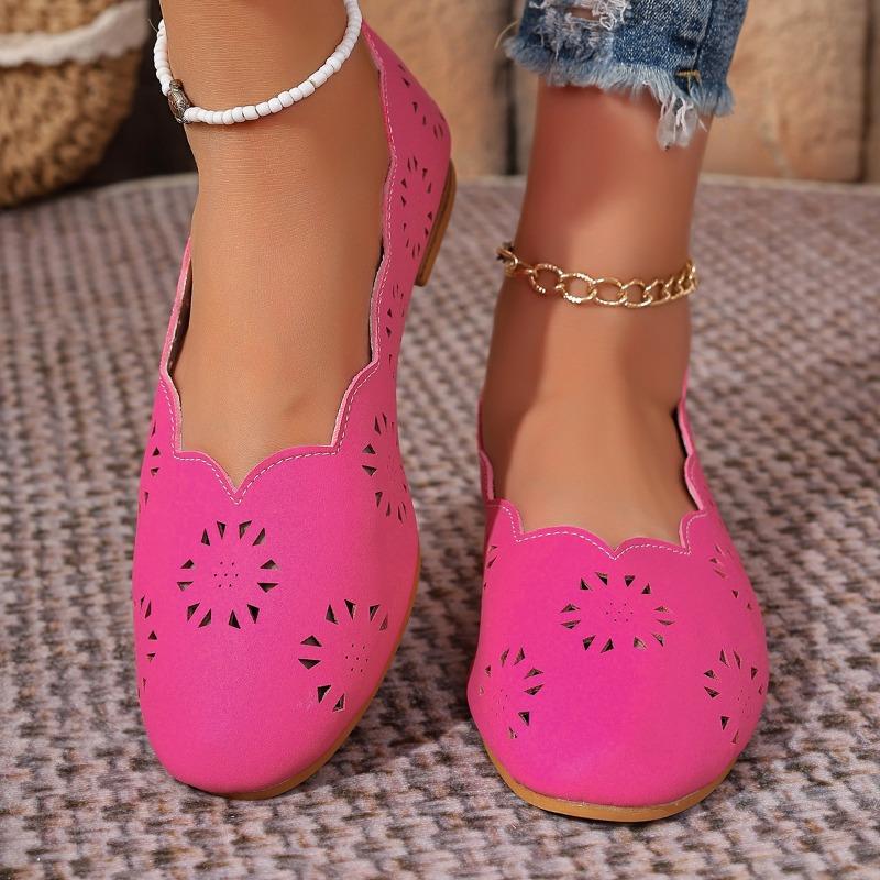 Трансграничные большие размеры полые на плоской подошве ретро одинарные туфли женские новые на плоской подошве с круглым носком этнический стиль низкие ленивые одинарные туфли