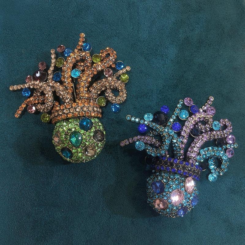 Брошь в индустриальном стиле «Осьминог» - Аксессуар для костюма и банкета в морской тематике