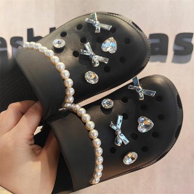 Подвеска для обуви, булавки «сделай сам», милая крутая жемчужная цепочка для девочек, бант из драгоценного камня, украшение, пряжка для обуви с отверстиями, набор подвесок, аксессуары, подарок для детей для мальчиков и девочек