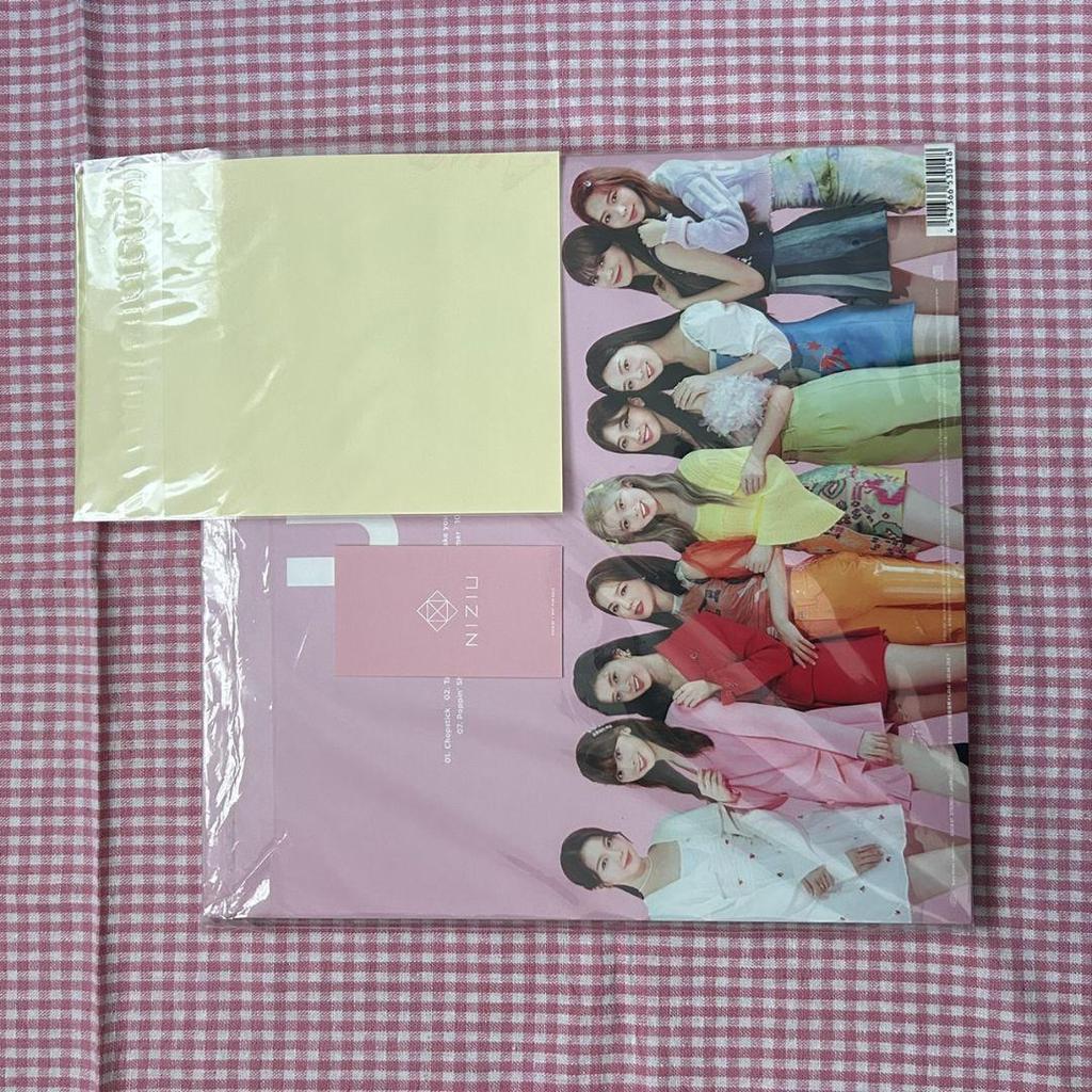 [USED] NiziU U with U Version