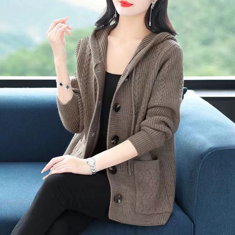 Thick Knitted Hooded Cardigan for Middle-aged and Elderly Women In Short Length