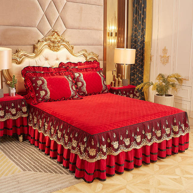 Luxury Velvet Quilted Bedspread Queen King Size Thick Plush Lace Embroidery Short Bed Skirt No Pillowcase