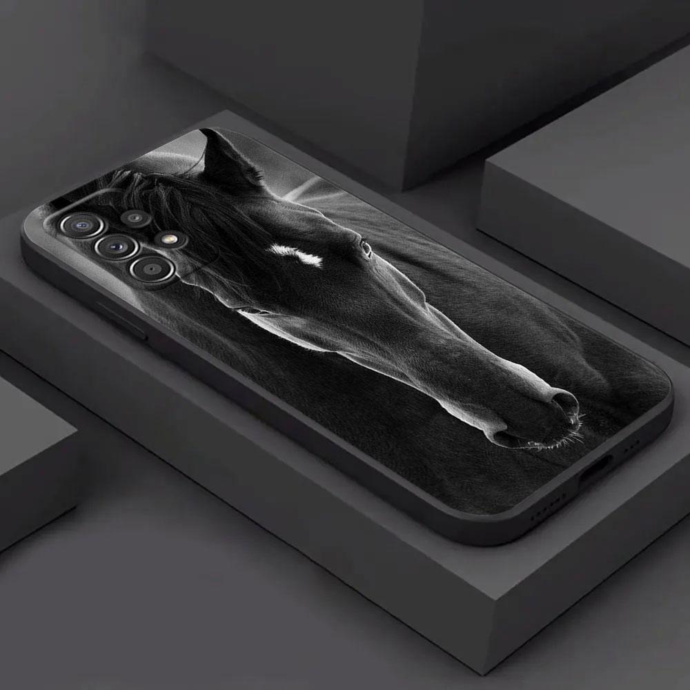 Черно-белые лошади Девушка скачет Для Samsung Galaxy A56 Чехол A54 A52 A53 A36 A34 A35 A33 A32 A50 A72 A73 A26 A25 A16 Чехол Обложка