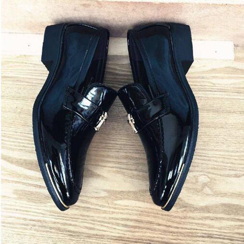 Мужские туфли из искусственной кожи тисненой под кожу аллигатора