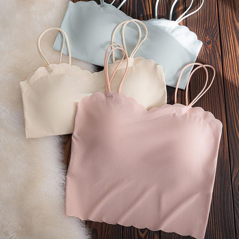 Без следов Грудь Подушка Основа Без Бюстгальтера Майка Нижнее Белье для Женщин Летом Ношение Внутри и Снаружи Красивая Спина Тонкий Дизайн