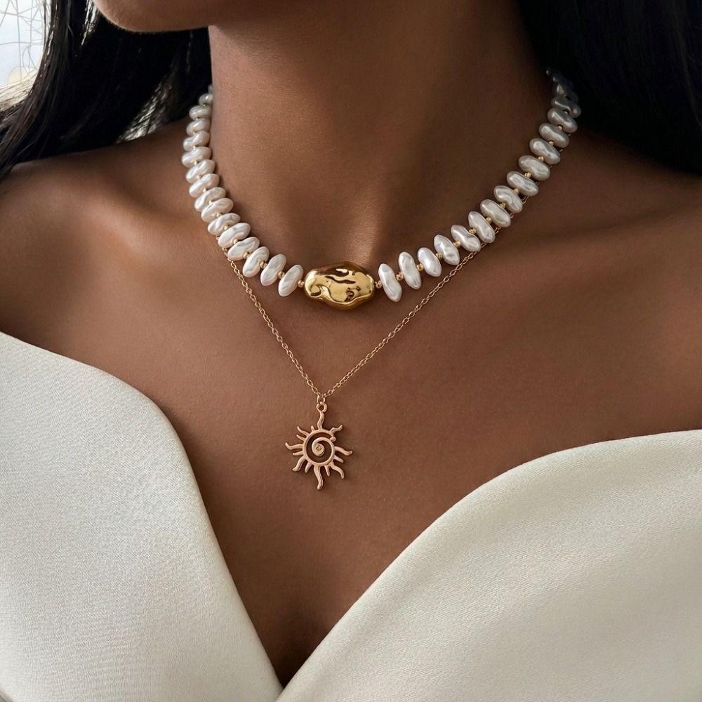 Baroque Style Stackable Necklace Irregular Pearl Clavicle Chain Sun Pendant Necklace For Women