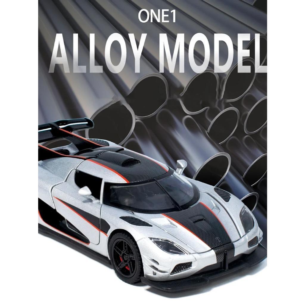 1/32 Koenigsegg ONE 1 литая спортивная модель автомобиля гоночные автомобили модель имитация звука и света детская игрушка подарок
