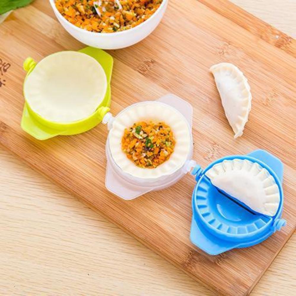 Manual Dumpling Maker Tool – Handheld Wrapper Press for Homemade Dumplings and Wontons