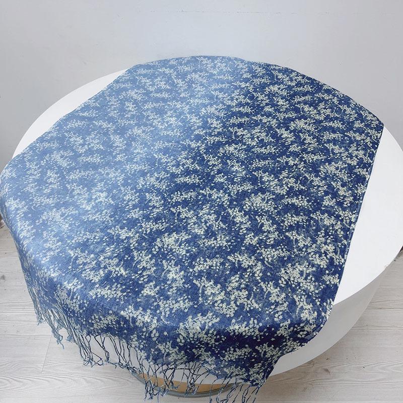Linen Tie-Dye Scarf Gradual Change Blue Dye Batik Scarf Women'S Style Shawl Fringed Warm Silk Scarf