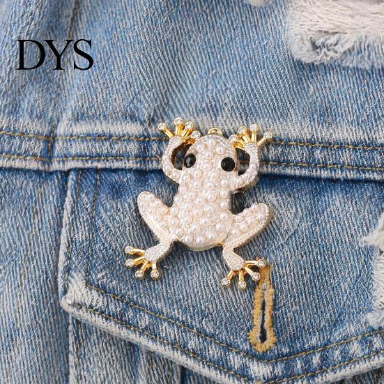 Jewelry Frog for Women, Rhinestone Stud Earrings, Sparkly Cute Sweet Cool Accessories Animal Brooch Pin, Vintage Boho Summer Beach Vacation Statement