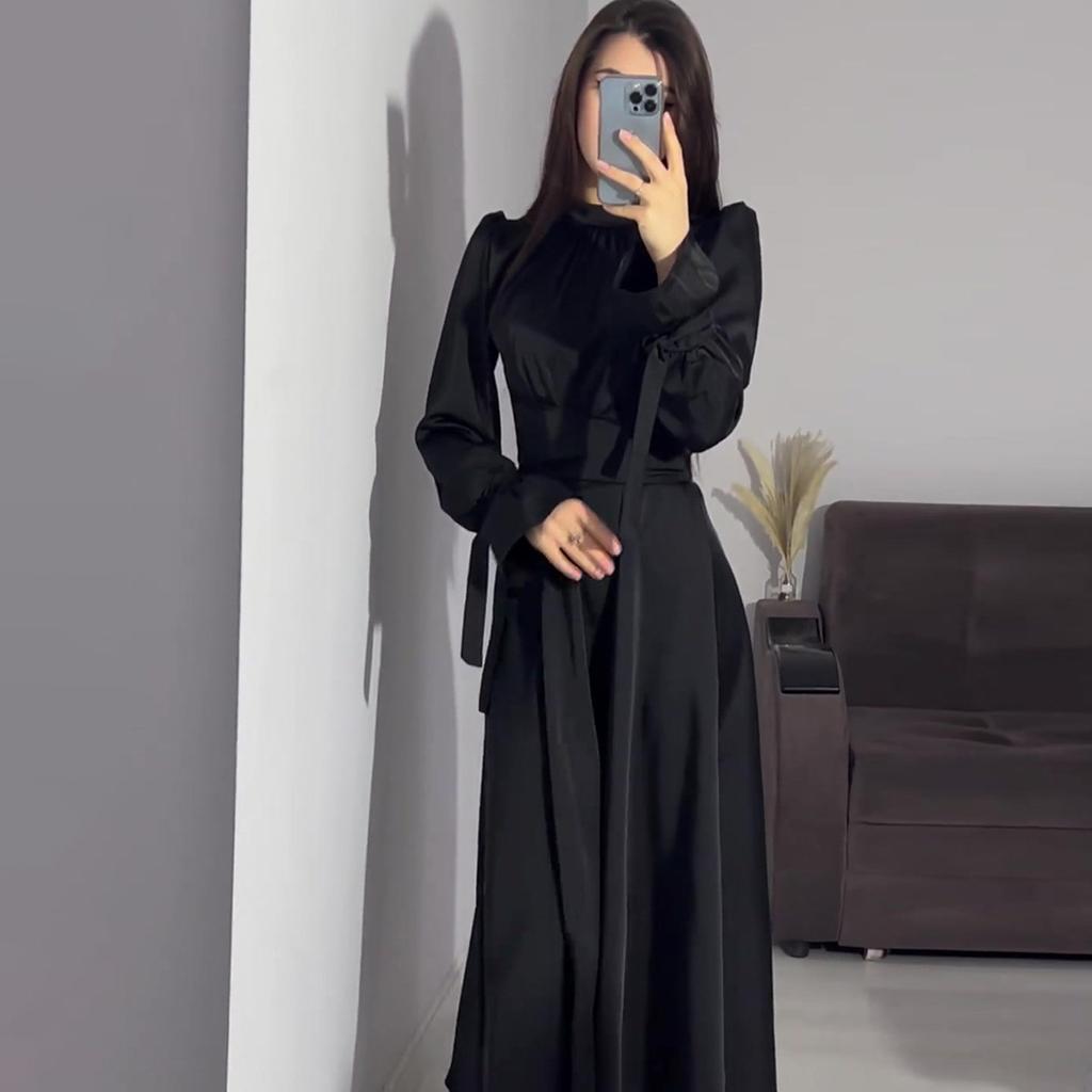 Однотонные длинные платья с длинными рукавами и завязкой на талии