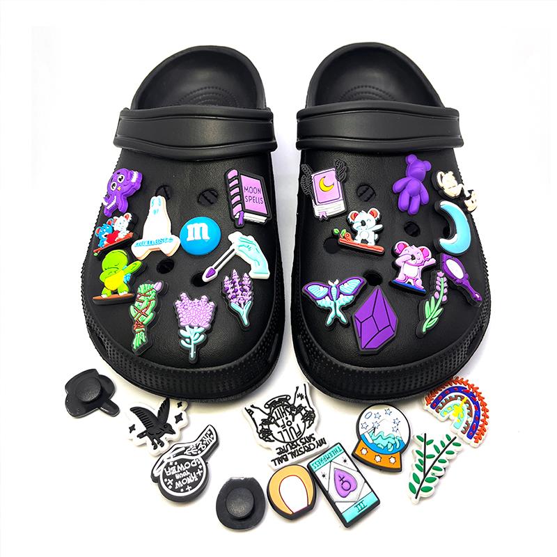 30 шт., фиолетовая лавандовая мультяшная серия, обувь из ПВХ, подвески, украшения для сабо из крокодила, аксессуары