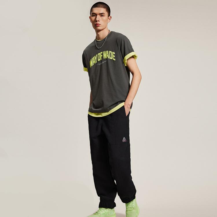 Li Ning Wade Series Удобная влагоотводящая спортивная футболка с коротким рукавом для мужчин, цвет графитово-серый AHSU173-8
