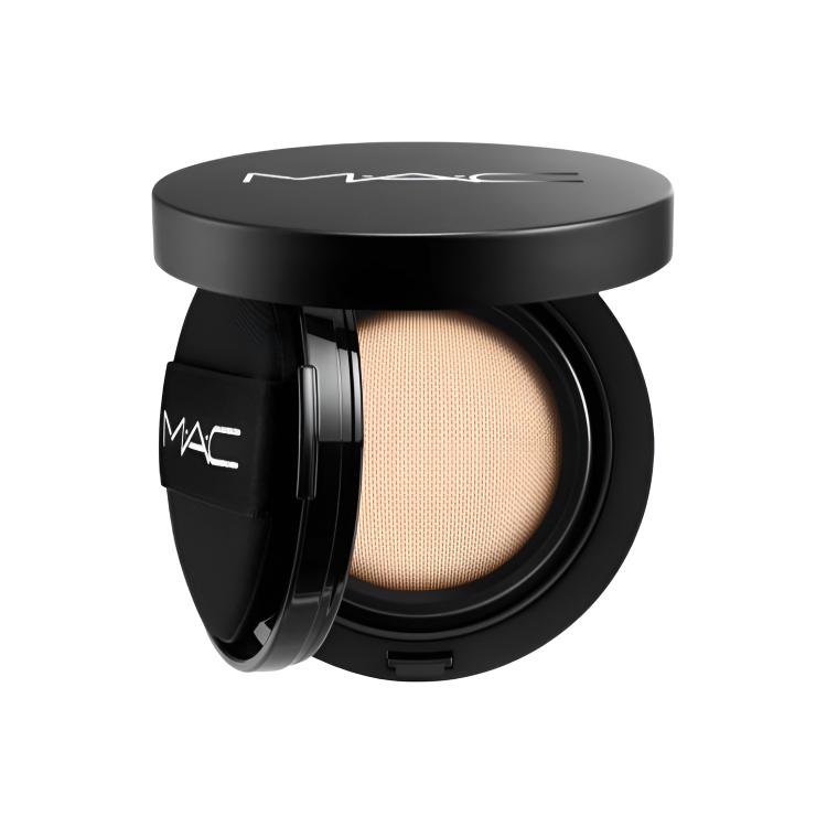 Mac Студийная тональная основа-кушон Fix 24 часа с мягким матовым финишем