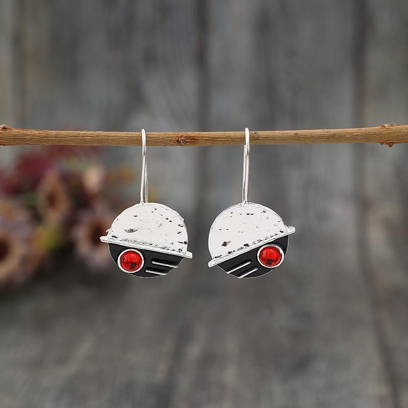 Винтажные серьги серебристого цвета круглые с красным камнем этнические черные с резьбой и подвесками для женщин ювелирные изделия