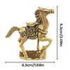 Латунная статуэтка лошади Маленькое украшение 2026 год Лошади Металлические поделки с золотой монетой Символизирует богатство удачу подарок настольное украшение