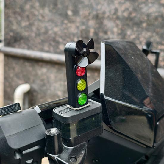Мотоциклетный светофор, автомобильные украшения, крутые оригинальные указатели поворота, украшение для мотоцикла с красными, желтыми, зелеными огнями