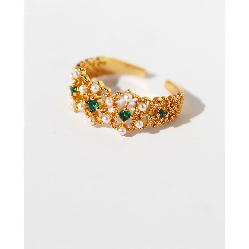 Copper Plated Real Gold Retro Court Style Engraved Lace Emerald Gemstone Inlaid Pearl Ring Female 127