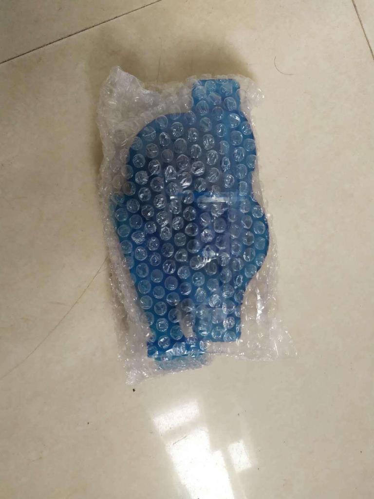 Набор для чистки цепи горного велосипеда: Ящик для цепи, большая щетка для обслуживания и чистки велосипедных цепей.