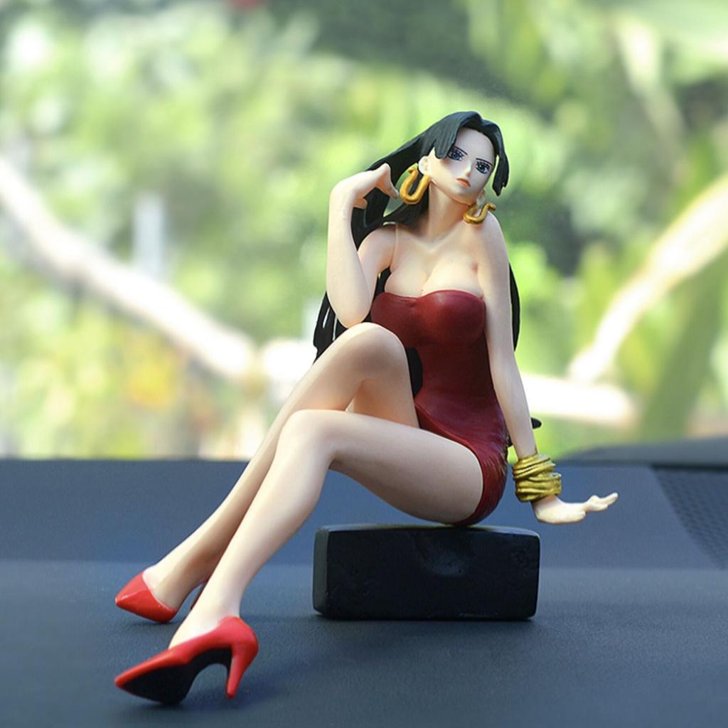 Мультяшный Аниме One Piece Боа Хэнкок Украшение для Автомобиля ПВХ Сексуальная Красивая Девушка Модель Игрушки Аксессуары для Центральной Консоли Авто