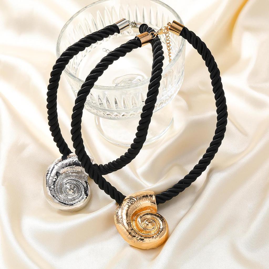 European & American Style Conch Pendant Necklace for Women - Black Rope with Bold Alloy Design