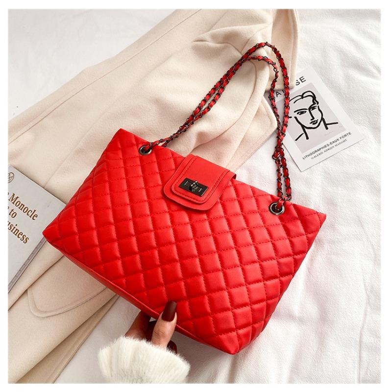 Simple rhombus embroidery thread underarm bag women's new lock shoulder bag large capacity chain portable messenger bag