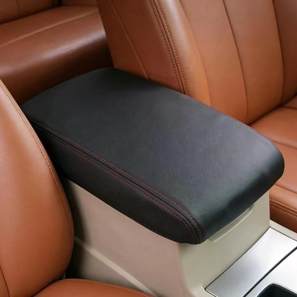 Кожаная крышка подлокотника для Toyota Highlander 09-14 - Центральная защитная крышка.