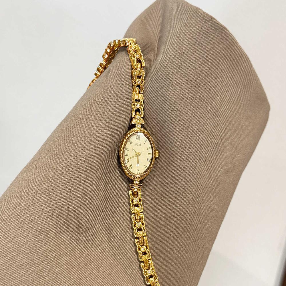 GEDI Gold Watch Elegant Wristwatches Oval Dial Exquisite Quartz Fashion Watches for Women Retro Luxury Gold Bracelet Clock