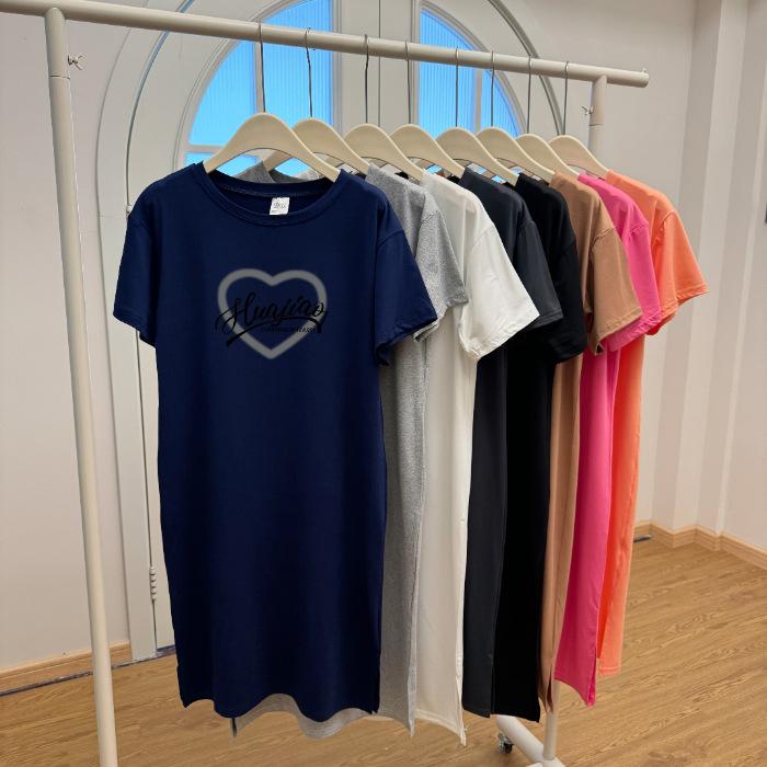 Свободное, большого размера, в гонконгском стиле, с короткими рукавами, средней длины, с разрезом, платье-футболка для женщин на лето