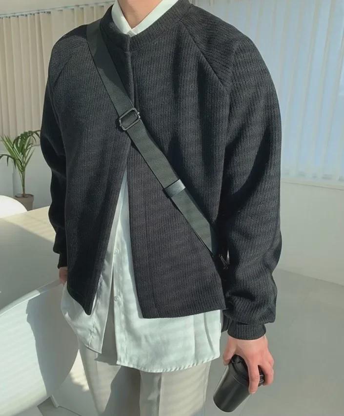 Мужской свободный вязаный кардиган в корейском стиле - коллекция осень/зима 2024 года