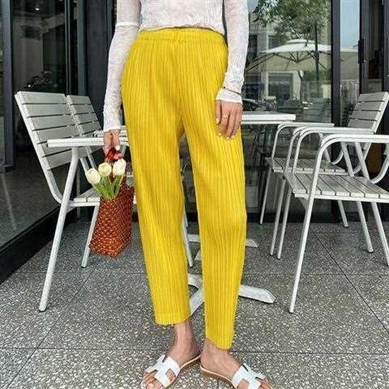 Женские летние укороченные плиссированные брюки Miyake: Модный свободный прямой стиль