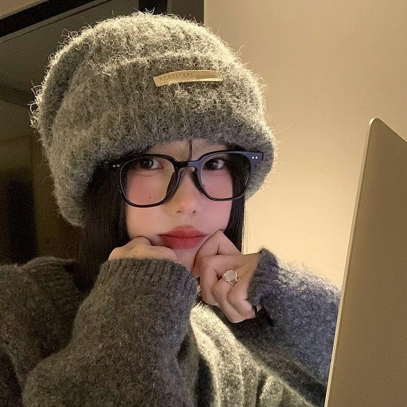 Internet celebrity big head circumference autumn and winter wool hat women's warm ear protection knitted hat showing face small mohair pile hat tide