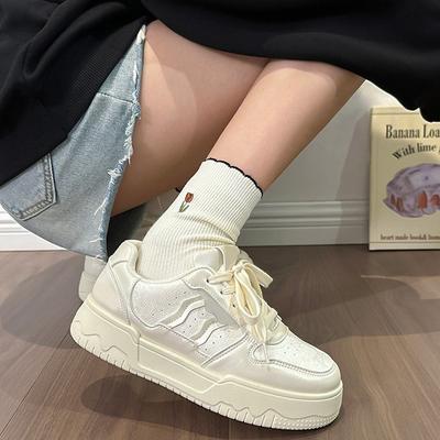 Женская обувь – Кроссовки