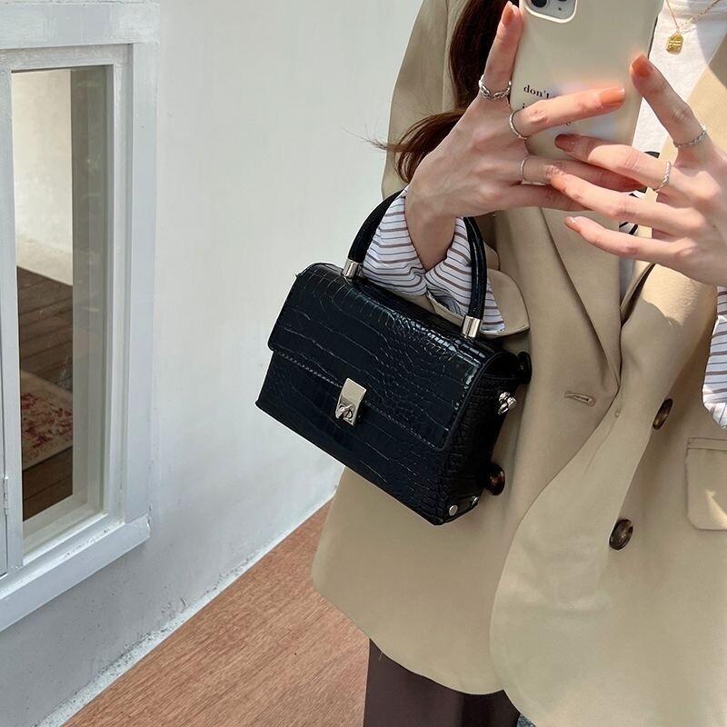 Новая сумка с крокодиловым узором, однотонная яркая кожа, универсальная простая сумка через плечо, модные маленькие квадратные сумки